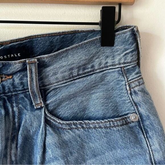 Aeropostale Mom Shorts Blue Raw Hem Size 2 - Picture 3 of 6